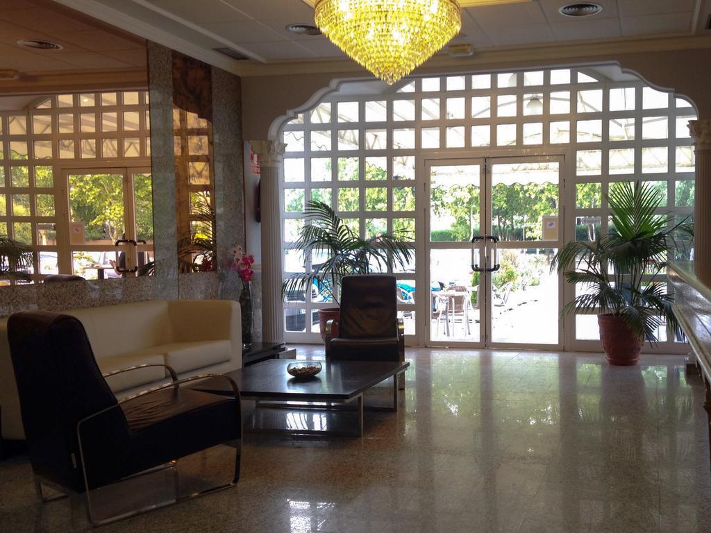 Hotel Azuqueca Azuqueca de Henares Bagian luar foto